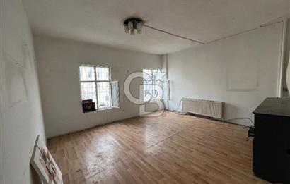 GERSAN SANAYİ'DE KİRALIK 4 KATLI 580 M2 KULLANIM ALANLI BİNA