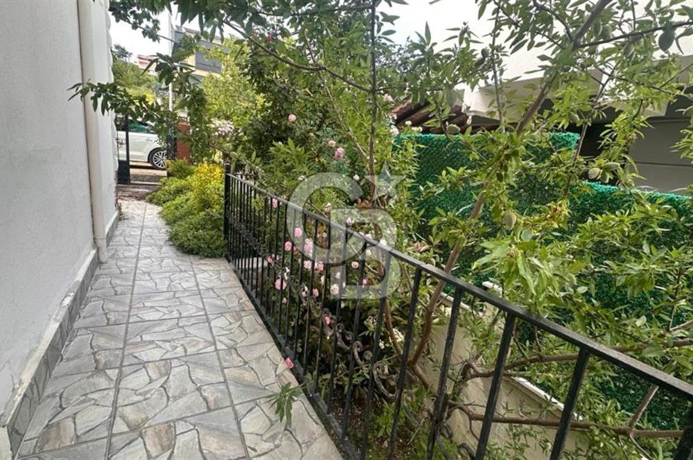 SATILIK SİLİVRİ GÜMÜŞYAKA TRİPLEKS VİLLA - 150m2