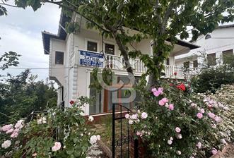 SATILIK SİLİVRİ GÜMÜŞYAKA TRİPLEKS VİLLA - 150m2