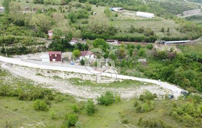 Duraklı Köyü İmar Sınırı İçinde Yol Üzeri Satılık 3.030m² Parsel