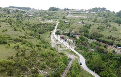 Duraklı Köyü İmar Sınırı İçinde Yol Üzeri Satılık 3.030m² Parsel
