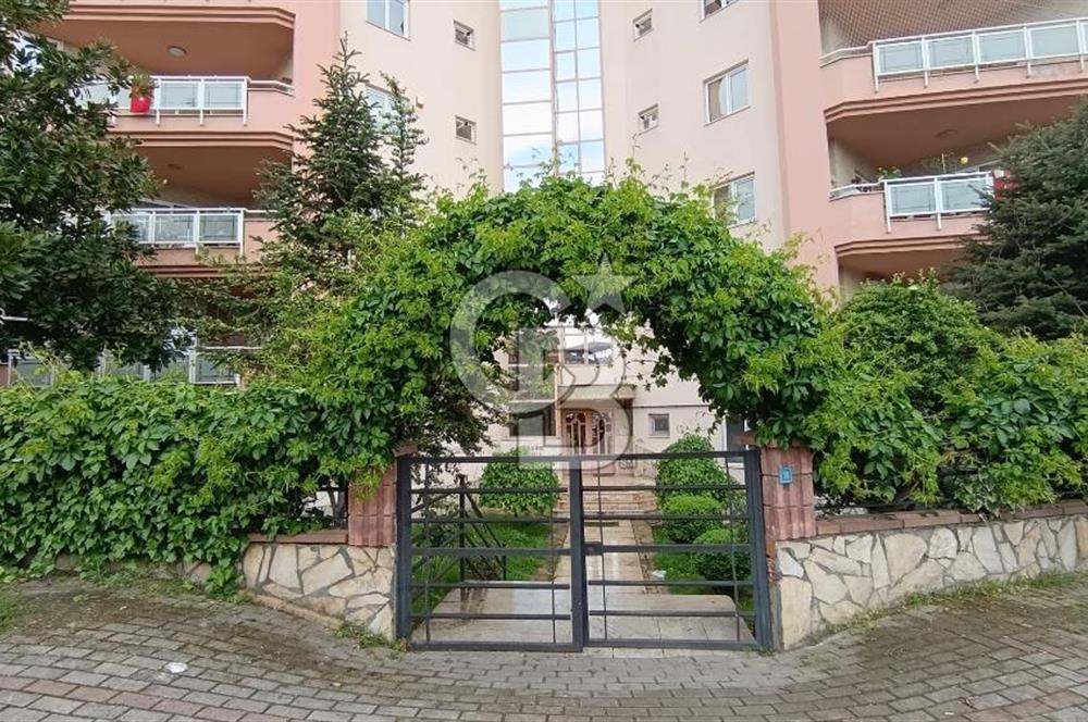 Bağbaşı Mahallesi Özgür Sitesi'nde Satılık 2+1 Geniş Daire