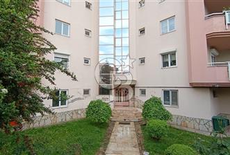 Bağbaşı Mahallesi Özgür Sitesi'nde Satılık 2+1 Geniş Daire