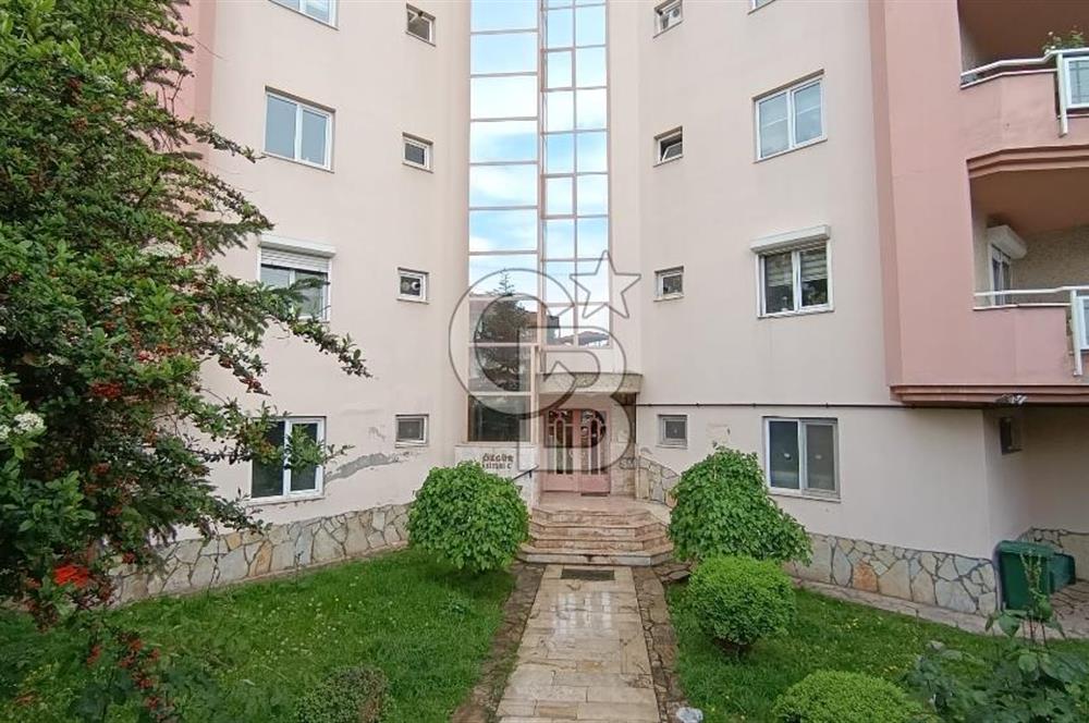Bağbaşı Mahallesi Özgür Sitesi'nde Satılık 2+1 Geniş Daire