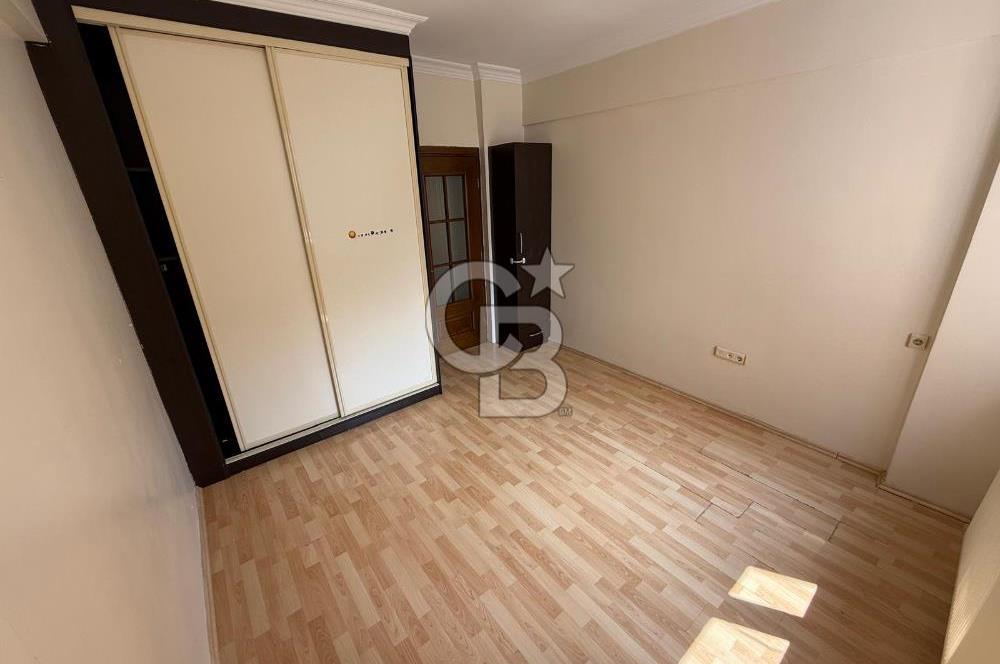 Bağbaşı Mahallesi Özgür Sitesi'nde Satılık 2+1 Geniş Daire