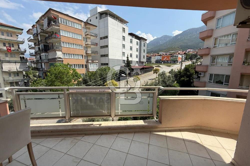 Bağbaşı Mahallesi Özgür Sitesi'nde Satılık 2+1 Geniş Daire