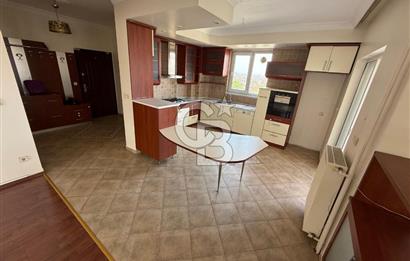 Bağbaşı Mahallesi Özgür Sitesi'nde Satılık 2+1 Geniş Daire