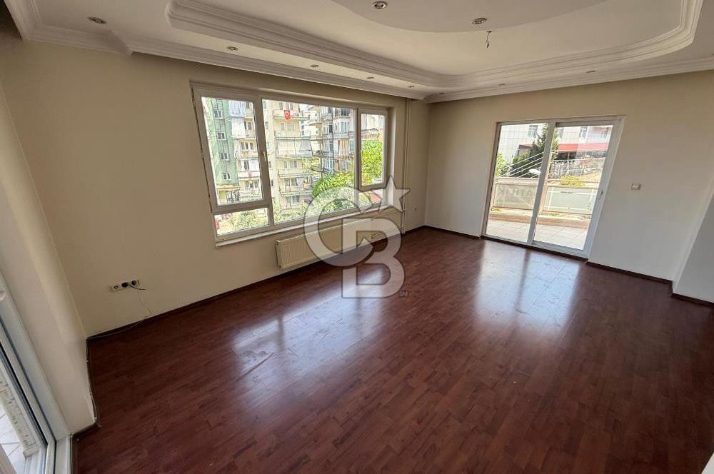 Bağbaşı Mahallesi Özgür Sitesi'nde Satılık 2+1 Geniş Daire