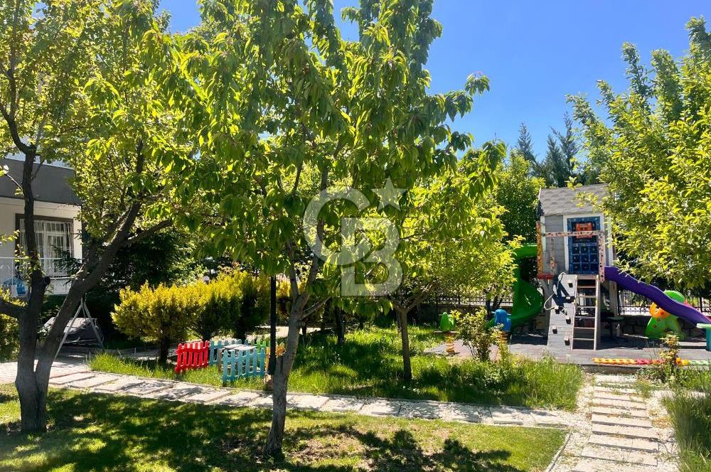 Cb Vizyon Tuğba ERKAL'dan Geniş Bahçeli Çiftlik Tarzı Villa
