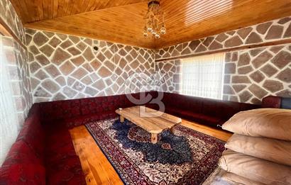 Cb Vizyon Tuğba ERKAL'dan Geniş Bahçeli Çiftlik Tarzı Villa
