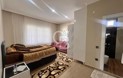Cb Vizyon Tuğba ERKAL'dan Geniş Bahçeli Çiftlik Tarzı Villa