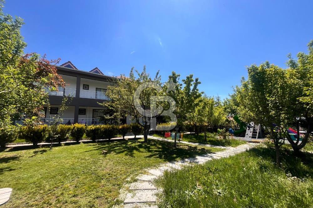 Cb Vizyon Tuğba ERKAL'dan Geniş Bahçeli Çiftlik Tarzı Villa
