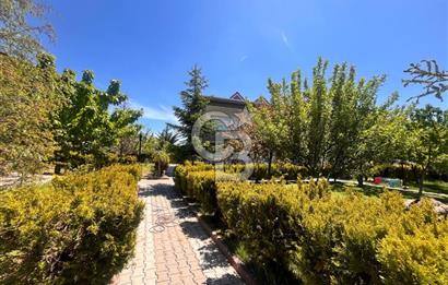 Cb Vizyon Tuğba ERKAL'dan Geniş Bahçeli Çiftlik Tarzı Villa