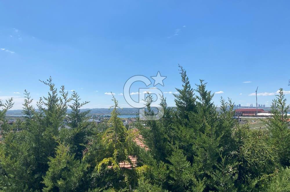 Cb Vizyon Tuğba ERKAL'dan Geniş Bahçeli Çiftlik Tarzı Villa