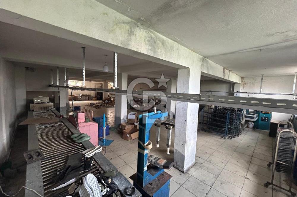 ARNAVUTKÖYDE 2 KATLI SATILIK FIRSAT DÜKKAN!