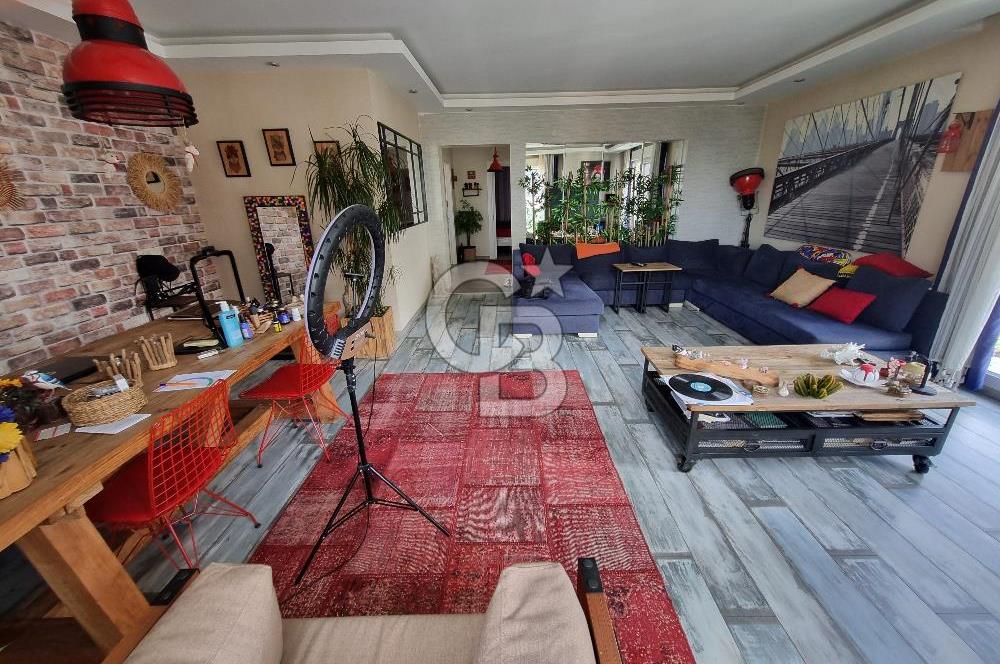 Cadde 50mt Mesafede 160m2 Dubleks