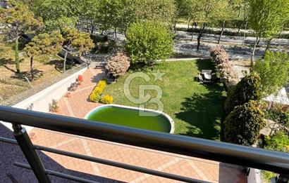 Sahilde Deniz Manzaralı Otoparklı Balkonlu 4+1 Satılık Daire