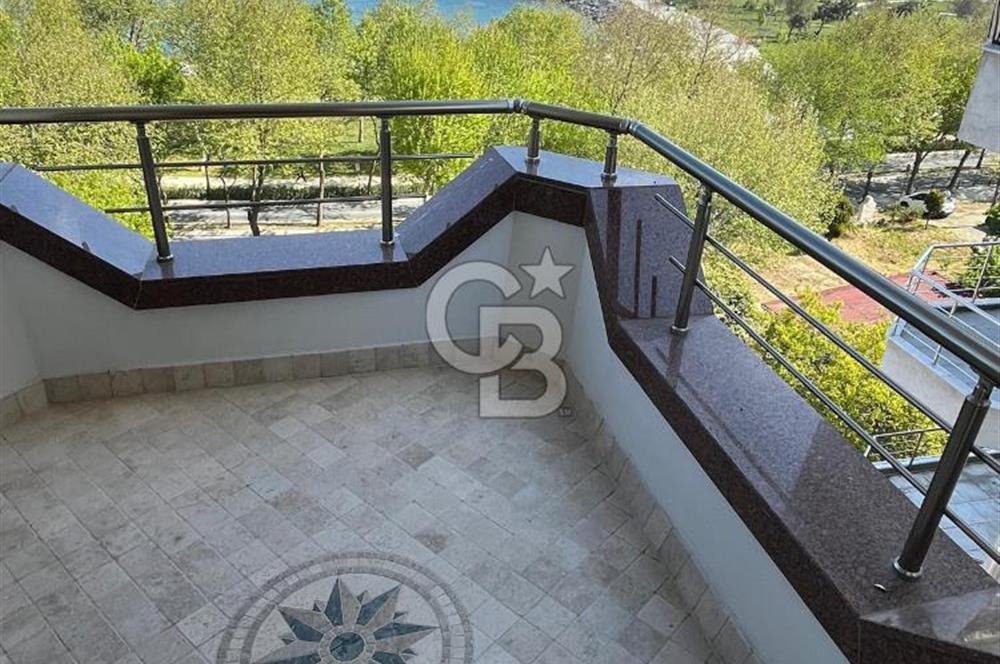 Ambarlı sahilde Deniz köşklere komşu prestijli bina