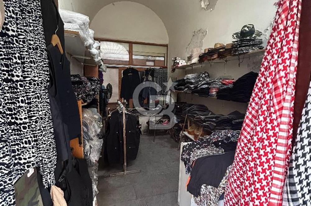 Adana nın kalbi Tarihi Büyüksaat Civarı Satılık Dükkan