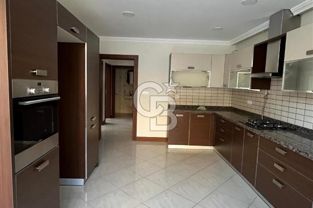 Ambarlı sahilde Deniz köşklere komşu prestijli bina