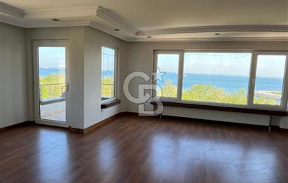 Sahilde Deniz Manzaralı Otoparklı Balkonlu 4+1 Satılık Daire