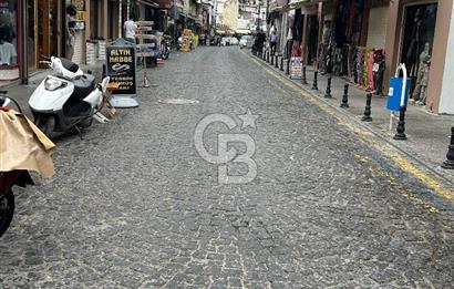 Adana nın kalbi Tarihi Büyüksaat Civarı Satılık Dükkan