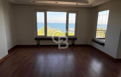 Sahilde Deniz Manzaralı Otoparklı Balkonlu 4+1 Satılık Daire