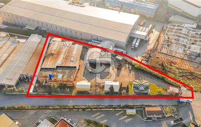 Gebze Pelitli Merkezde Üzerinde Fabrika ve Depo Olan 6090m2 Arsa