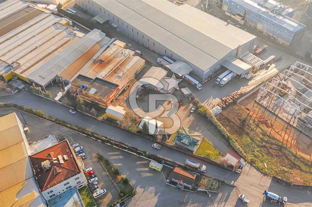 Gebze Pelitli Merkezde Üzerinde Fabrika ve Depo Olan 6090m2 Arsa