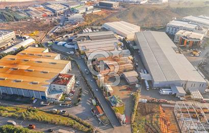 Gebze Pelitli Merkezde Üzerinde Fabrika ve Depo Olan 6090m2 Arsa