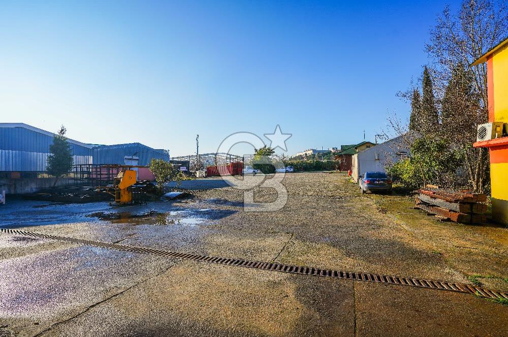 Gebze Pelitli Merkezde Üzerinde Fabrika ve Depo Olan 6090m2 Arsa