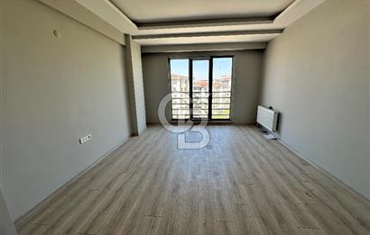 Çanakkale Merkez esenler de site içerisinde kapalı mutfak satılık 2+1 daire