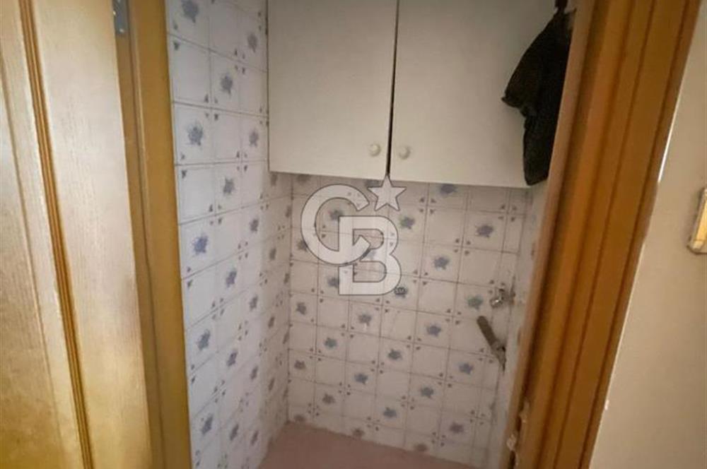 Şirinevler Meydan'da, Bakımlı, Aile Apartmanında Kiralık Daire
