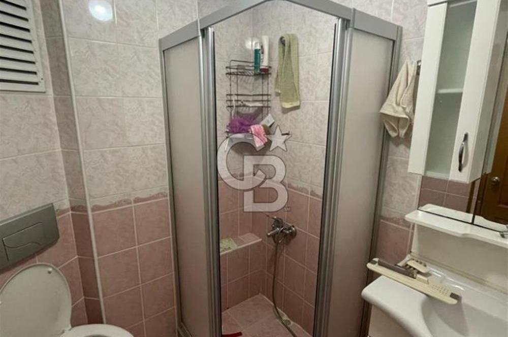 Şirinevler Meydan'da, Bakımlı, Aile Apartmanında Kiralık Daire