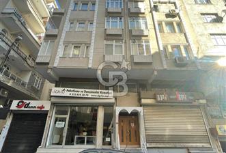 Şirinevler Meydan'da, Bakımlı, Aile Apartmanında Kiralık Daire