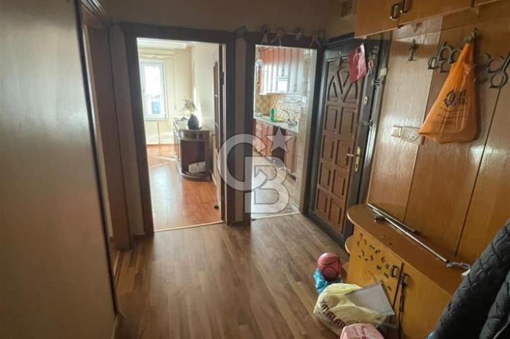 Şirinevler Meydan'da, Bakımlı, Aile Apartmanında Kiralık Daire