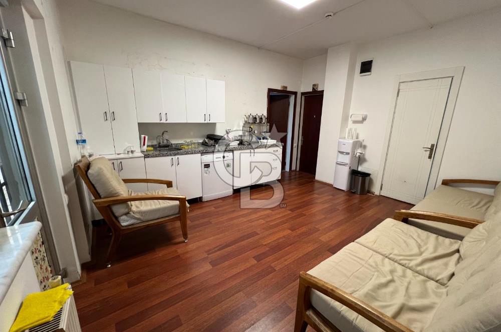 ÇANKAYA İLKBAHAR MAH. KİRALIK FULL MOBİLYALI 2200 M2 VİLLA