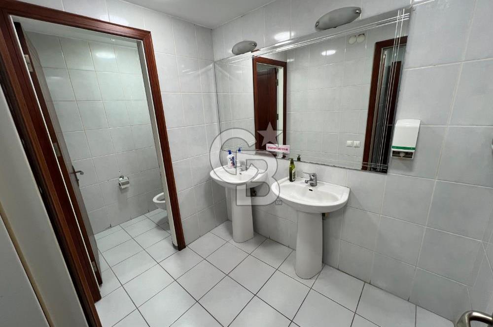 ÇANKAYA İLKBAHAR MAH. KİRALIK FULL MOBİLYALI 2200 M2 VİLLA