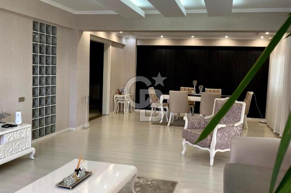 Mehmetçik Mah. 5+1 Satılık 420 m2 Dubleks Daire