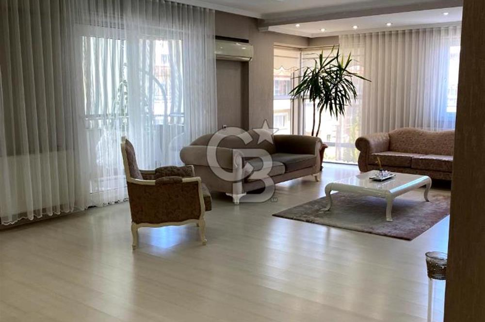 Mehmetçik Mah. 5+1 Satılık 420 m2 Dubleks Daire
