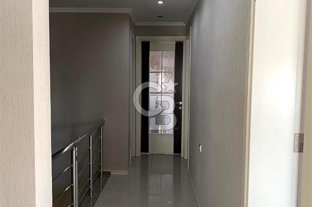 Mehmetçik Mah. 5+1 Satılık 420 m2 Dubleks Daire