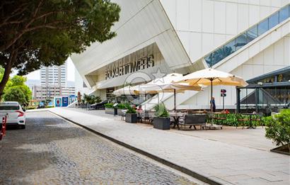 İzmir'in Kalbi Folkart Towers'ta 1+1 95 M2 ATip Satılık Rezidans
