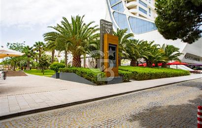 İzmir'in Kalbi Folkart Towers'ta 1+1 95 M2 ATip Satılık Rezidans