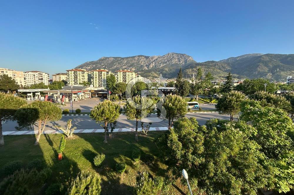 MANİSA KUSBAHCEDE GENİS, 3 CEPHELİ 3+1 SATILIK DAİRE