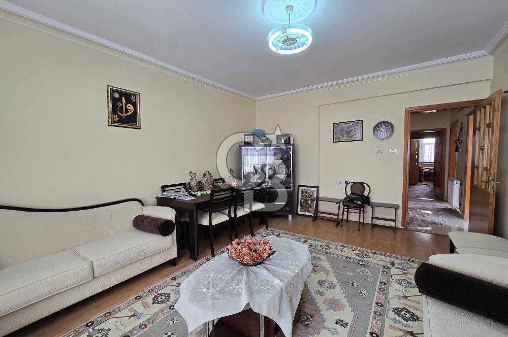 COLDWELL BANKERDAN SELÇUKLUDA MERKEZİ KONUMDA SATILIK 3+1 DAİRE
