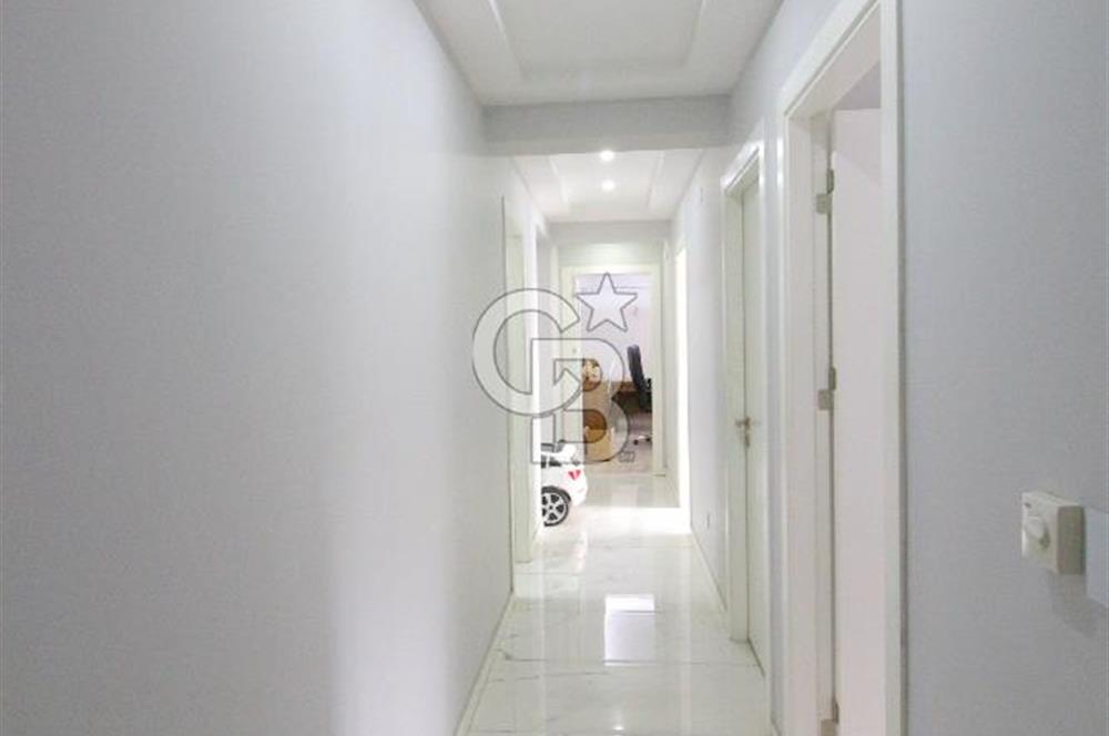 BUCA - FIRAT MAH. İCON LİFE SİTESİ'NDE SATILIK 3+1 LÜX DAİRE