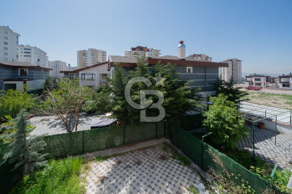CB Zenith | ERKİLET ERTUĞRUL GAZİDE 7+1 SATILIK VİLLA
