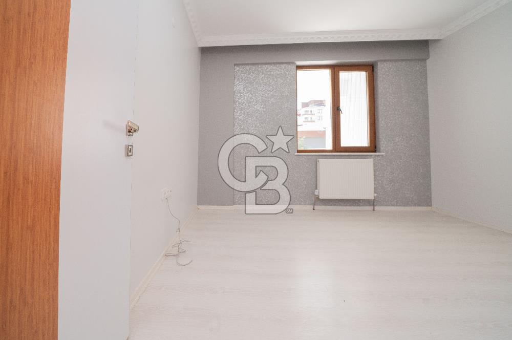 CB Zenith | ERKİLET ERTUĞRUL GAZİDE 7+1 SATILIK VİLLA