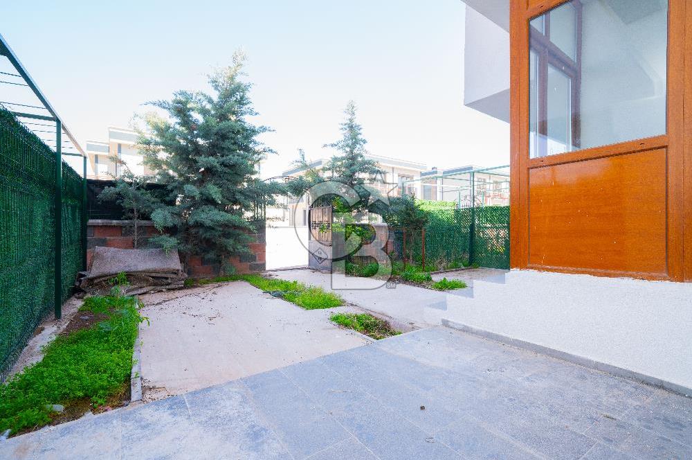 CB Zenith | ERKİLET ERTUĞRUL GAZİDE 7+1 SATILIK VİLLA
