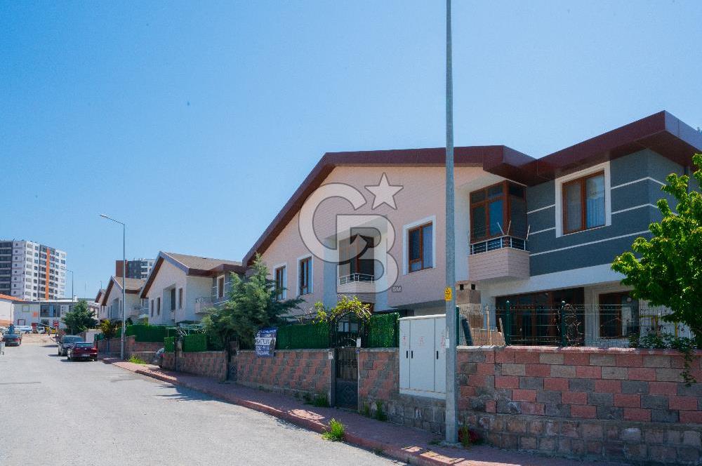 CB Zenith | ERKİLET ERTUĞRUL GAZİDE 7+1 SATILIK VİLLA